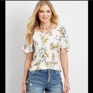 Maurice’s floral flowy short sleeve shirt